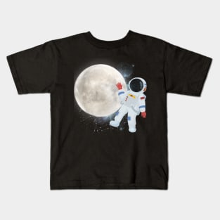 Flying floating astronaut Ufo alien funny cute spaceship moon mars cosmic space Kids T-Shirt